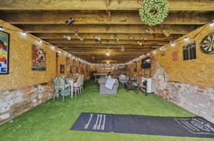 Photo 17- click for photo gallery